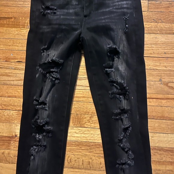 American Eagle Outfitters Black Ripped Jeggings - Picture 4 of 7